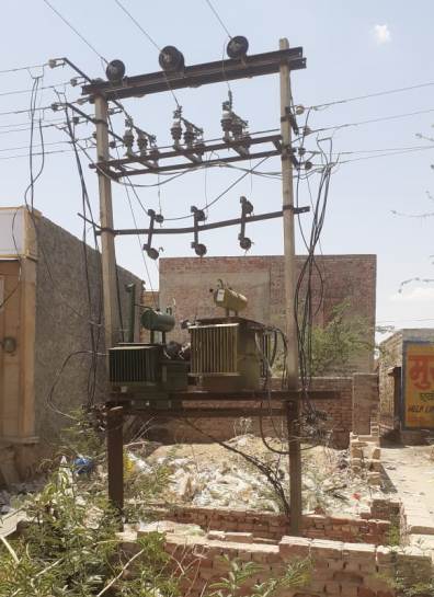 भीषण गर्मी में वोल्टेज की समस्या से झूझ रहे कस्बेवासी