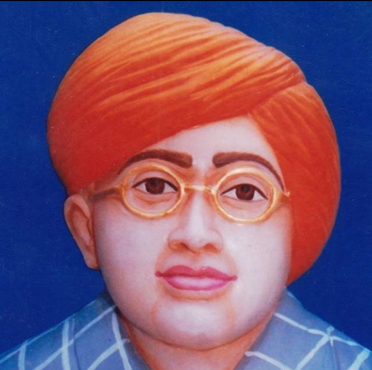 विश्व में दो पूरे परिवारों ने मातृभूमि रक्षार्थ अपने प्राणों की आहुति दी एक केसरी सिंह बारहठ का दूसरा गुरु गोविंद सिंह का है