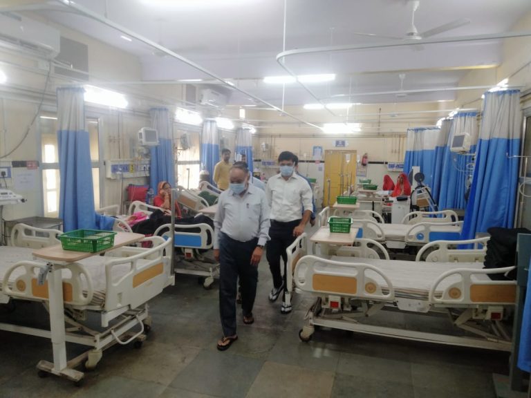 संभागीय आयुक्त ने किया बालोतरा उपखण्ड कार्यालय एवं नाहटा चिकित्सालय का औचक निरीक्षण