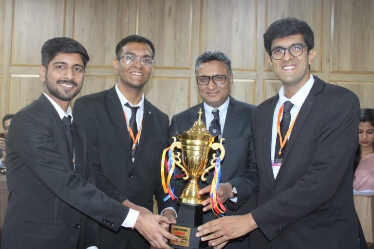 जेएनवीयू ने जीती राष्ट्रीय मूट कोर्ट प्रतियोगिता