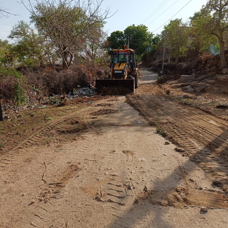 सड़क बनने में लग गए 77 साल