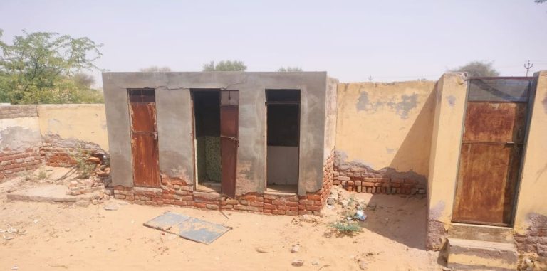 बीकानेर : खुले में शौच से मुक्त नहीं हुआ है लूणकरणसर गांव