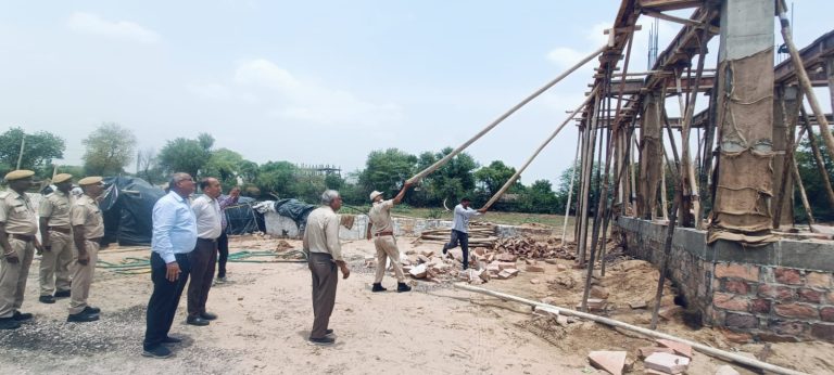 जेडीए दस्ते ने अवैध निर्माण कार्यों को करवाया बंद